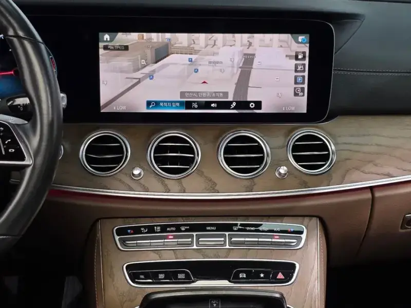 2021 Mercedes-Benz E-Класс с пробегом 53 518 км