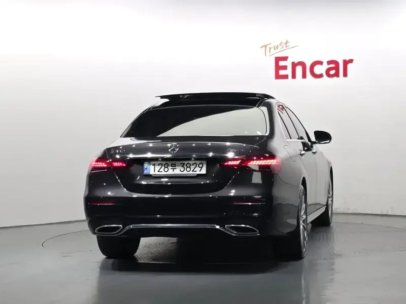 2022 Mercedes-Benz E-Класс с пробегом 34 646 км