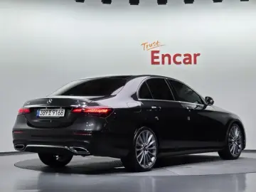 2022 Mercedes-Benz E-Класс с пробегом 66 952 км