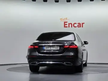 2022 Mercedes-Benz E-Класс с пробегом 66 952 км