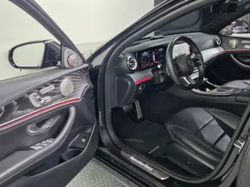 2022 Mercedes-Benz E-Класс с пробегом 66 952 км