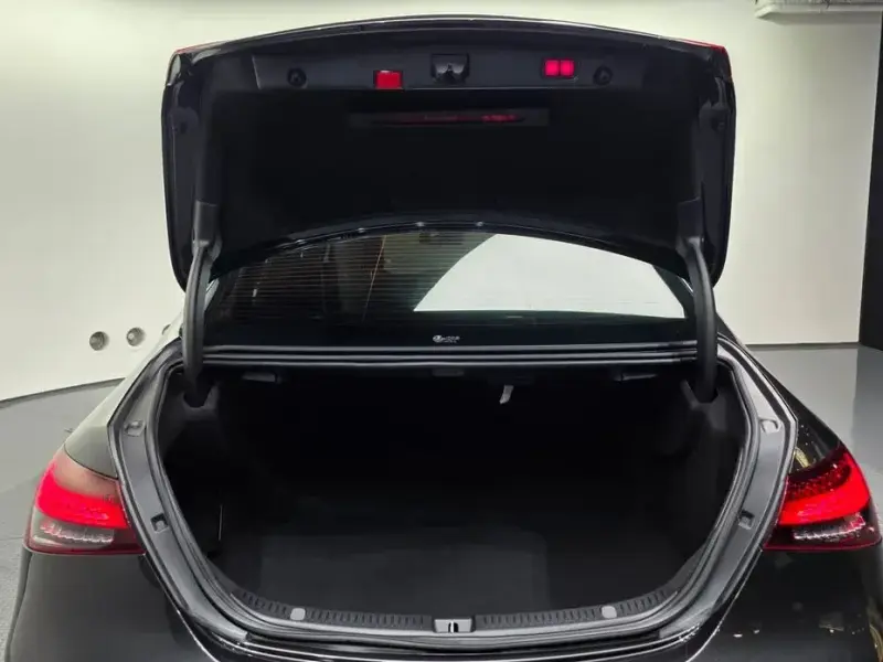 2022 Mercedes-Benz E-Класс с пробегом 66 952 км