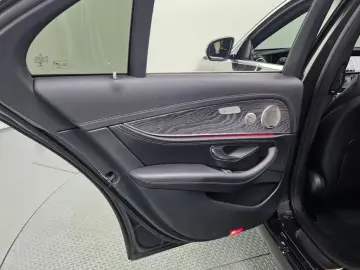 2022 Mercedes-Benz E-Класс с пробегом 66 952 км