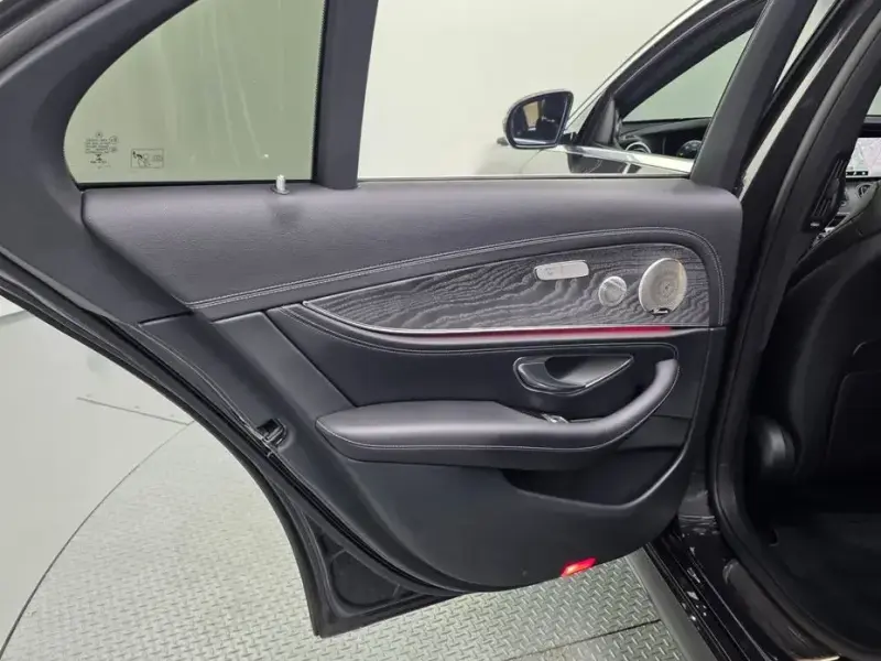 2022 Mercedes-Benz E-Класс с пробегом 66 952 км