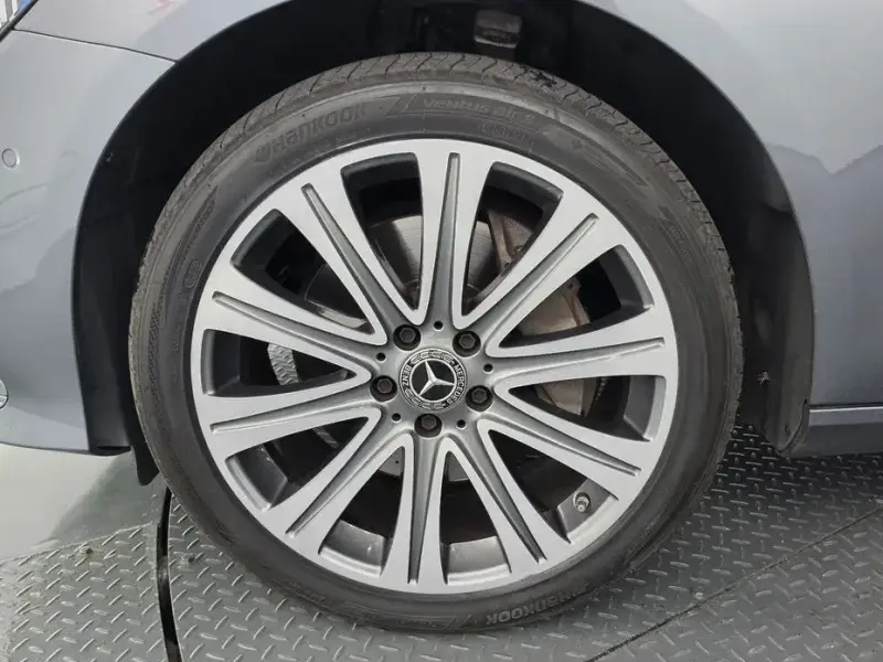 2022 Mercedes-Benz E-Класс с пробегом 103 223 км