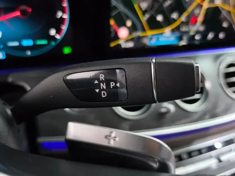 2022 Mercedes-Benz E-Класс с пробегом 103 223 км