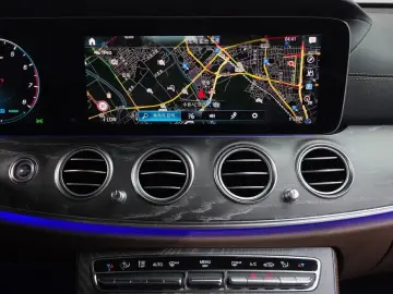 2022 Mercedes-Benz E-Класс с пробегом 103 223 км