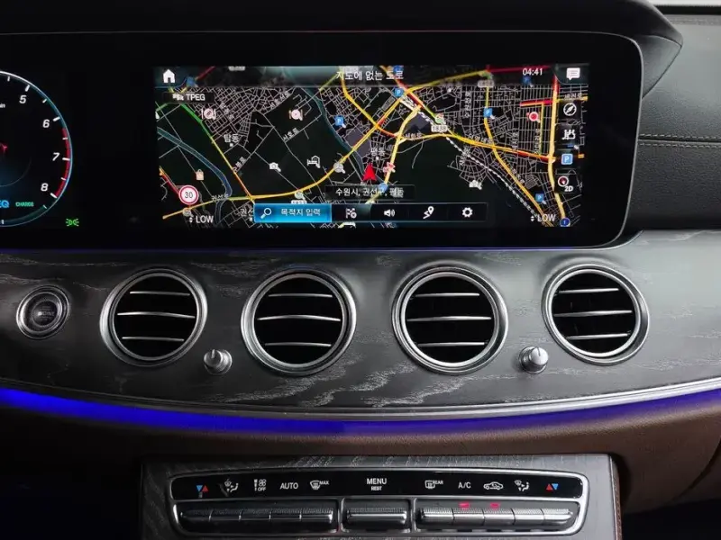 2022 Mercedes-Benz E-Класс с пробегом 103 223 км