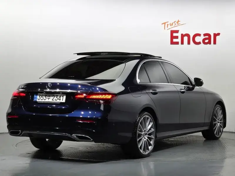 2022 Mercedes-Benz E-Класс с пробегом 41 793 км