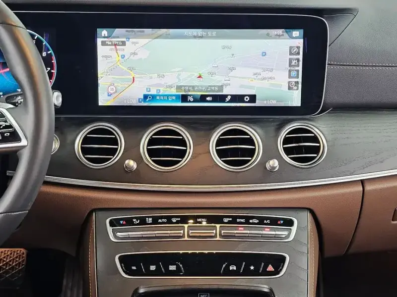 2023 Mercedes-Benz E-Класс с пробегом 43 013 км