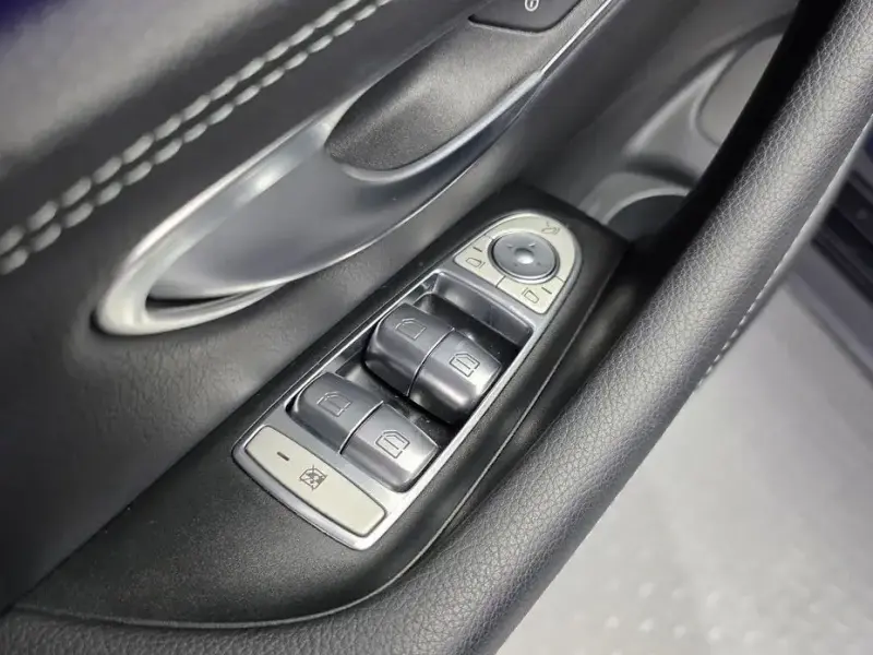 2022 Mercedes-Benz E-Класс с пробегом 41 793 км