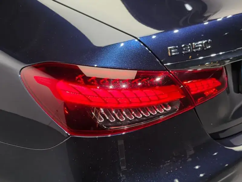 2022 Mercedes-Benz E-Класс с пробегом 41 793 км