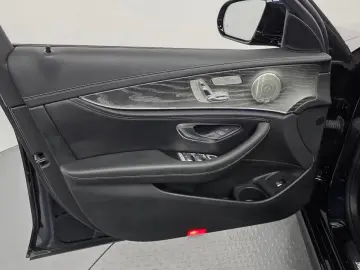 2022 Mercedes-Benz E-Класс с пробегом 41 793 км