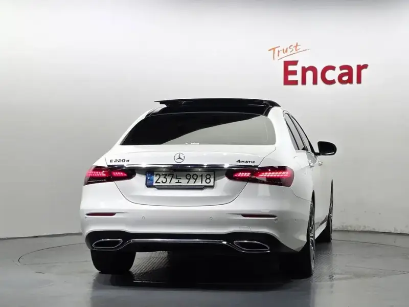 2021 Mercedes-Benz E-Класс с пробегом 82 084 км