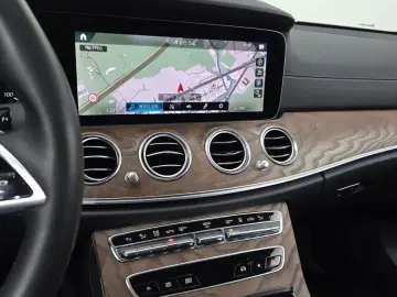 2022 Mercedes-Benz E-Класс с пробегом 28 678 км