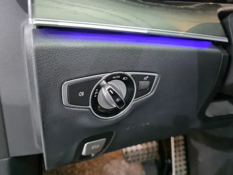 2021 Mercedes-Benz E-Класс с пробегом 82 084 км