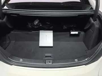2022 Mercedes-Benz E-Класс с пробегом 28 678 км