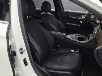 2022 Mercedes-Benz E-Класс с пробегом 28 678 км