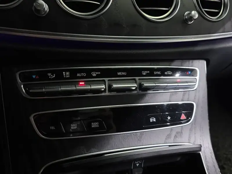 2021 Mercedes-Benz E-Класс с пробегом 82 084 км