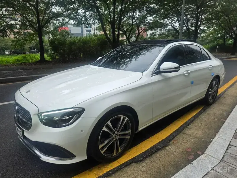 2023 Mercedes-Benz E-Класс с пробегом 33 308 км