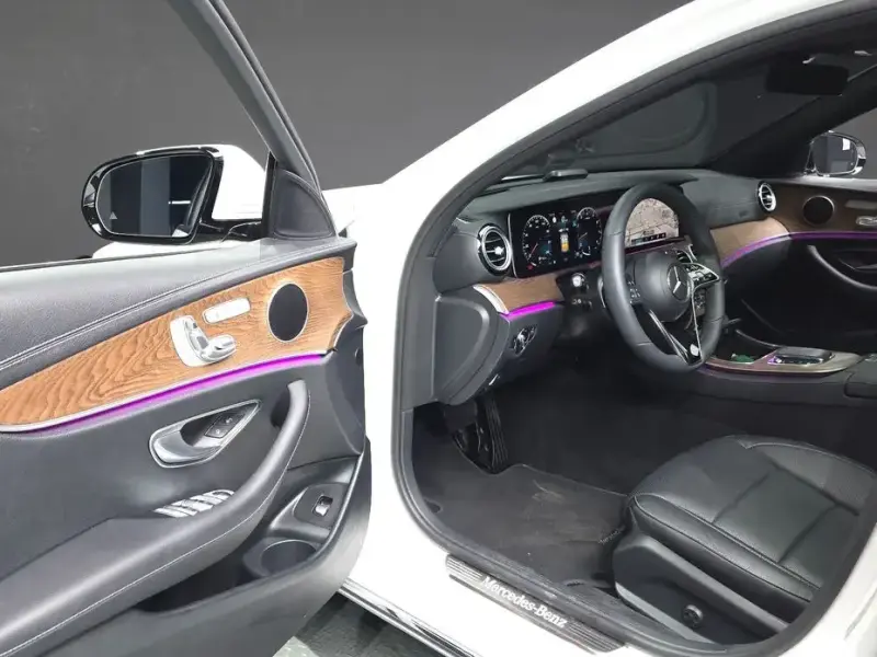 2023 Mercedes-Benz E-Класс с пробегом 31 736 км