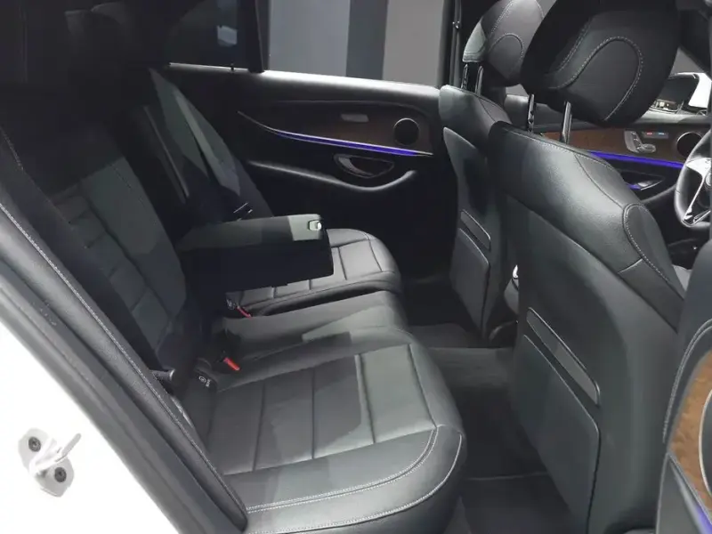 2023 Mercedes-Benz E-Класс с пробегом 31 736 км
