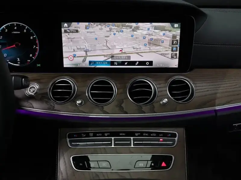 2023 Mercedes-Benz E-Класс с пробегом 31 736 км