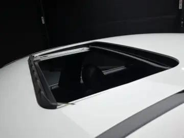 2023 Mercedes-Benz E-Класс с пробегом 31 736 км