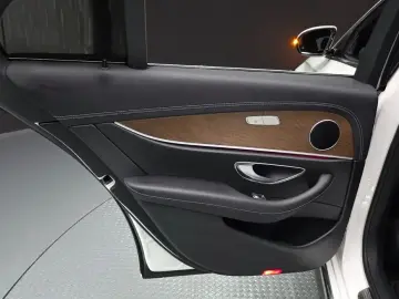 2023 Mercedes-Benz E-Класс с пробегом 31 736 км