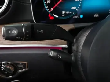 2023 Mercedes-Benz E-Класс с пробегом 31 736 км