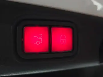 2023 Mercedes-Benz E-Класс с пробегом 31 736 км