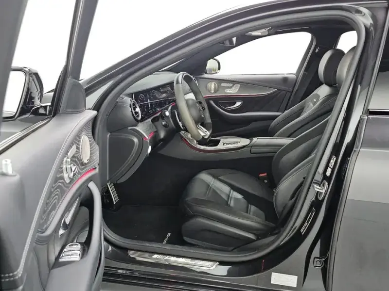 2023 Mercedes-Benz E-Класс с пробегом 61 268 км