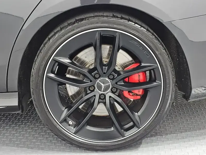2023 Mercedes-Benz E-Класс с пробегом 61 268 км