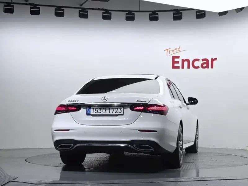 2021 Mercedes-Benz E-Класс с пробегом 50 106 км