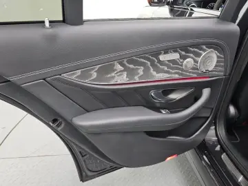 2023 Mercedes-Benz E-Класс с пробегом 61 268 км