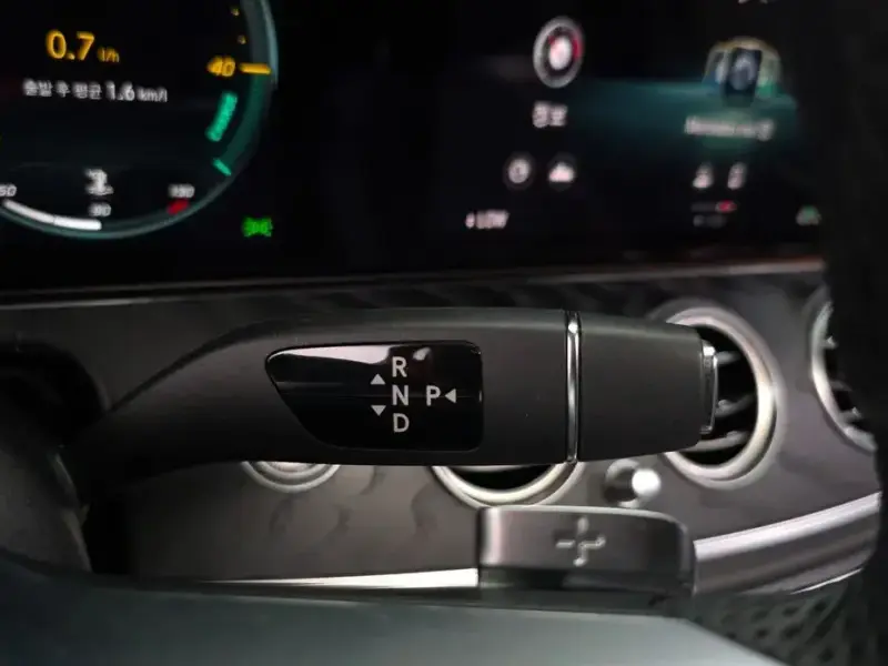 2021 Mercedes-Benz E-Класс с пробегом 50 106 км