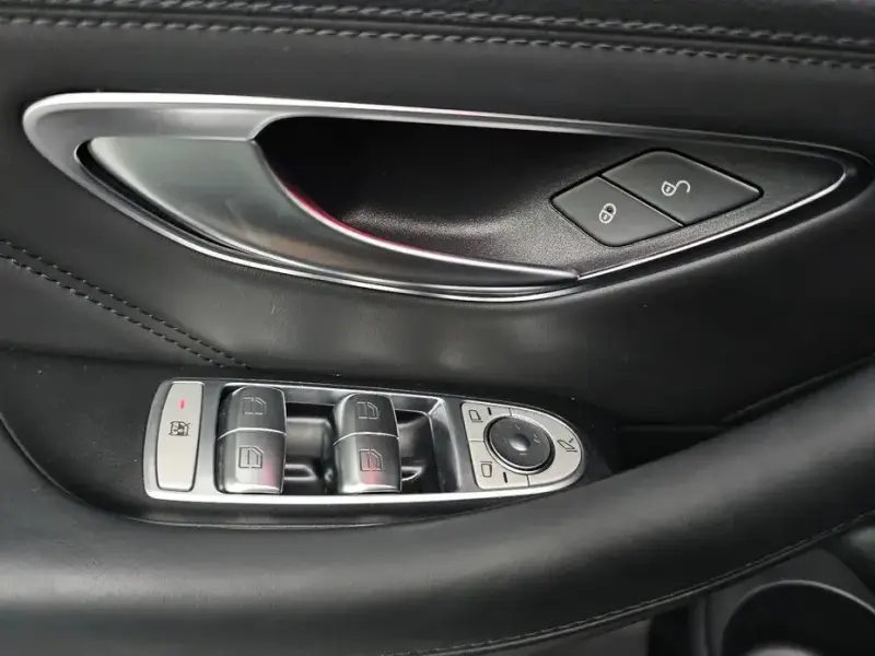 2023 Mercedes-Benz E-Класс с пробегом 61 268 км