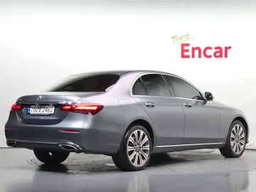 2022 Mercedes-Benz E-Класс с пробегом 28 843 км
