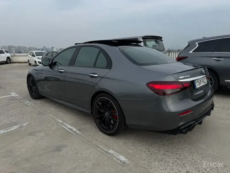 2023 Mercedes-Benz E-Класс с пробегом 7 108 км