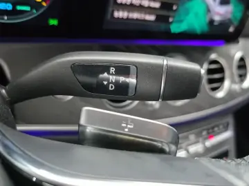 2022 Mercedes-Benz E-Класс с пробегом 28 843 км