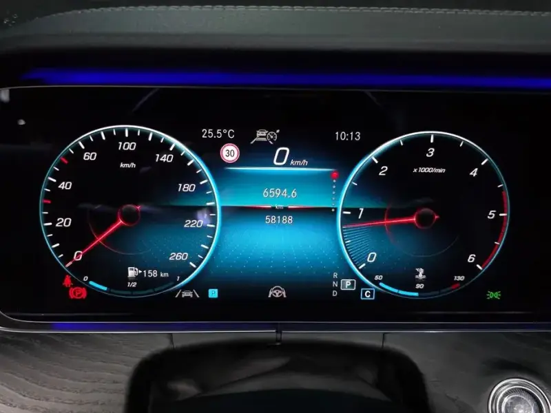 2021 Mercedes-Benz E-Класс с пробегом 58 188 км