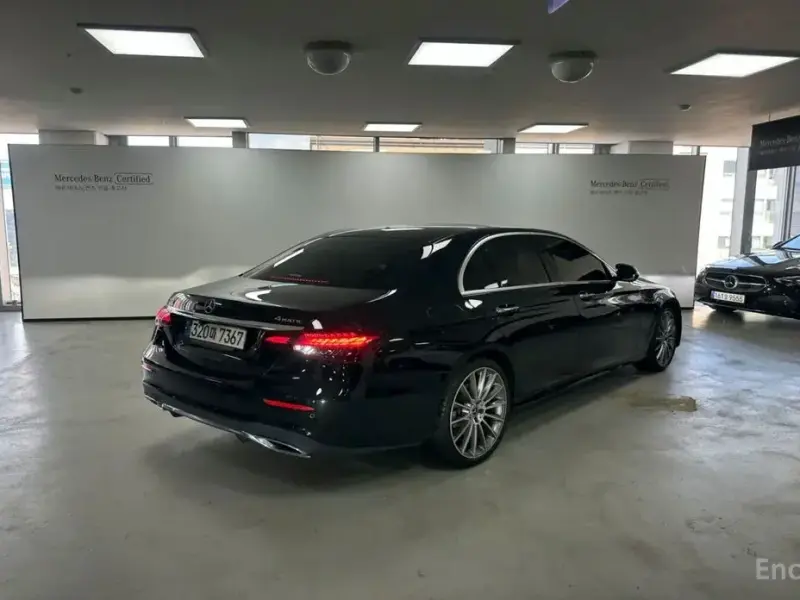 2022 Mercedes-Benz E-Класс с пробегом 46 399 км