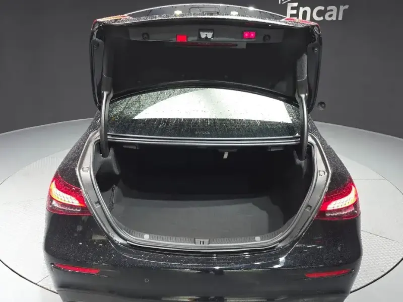 2021 Mercedes-Benz E-Класс с пробегом 58 188 км