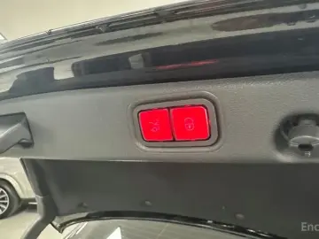 2022 Mercedes-Benz E-Класс с пробегом 46 399 км