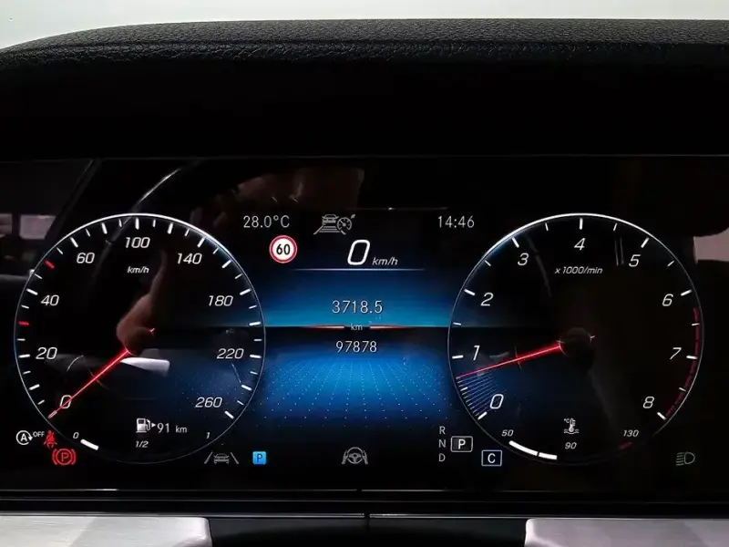 2021 Mercedes-Benz E-Класс с пробегом 97 878 км