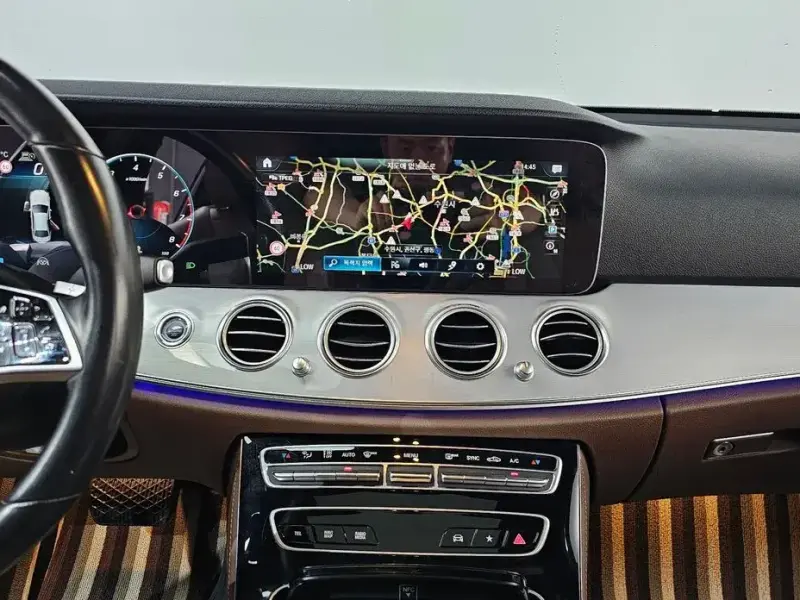 2021 Mercedes-Benz E-Класс с пробегом 97 878 км