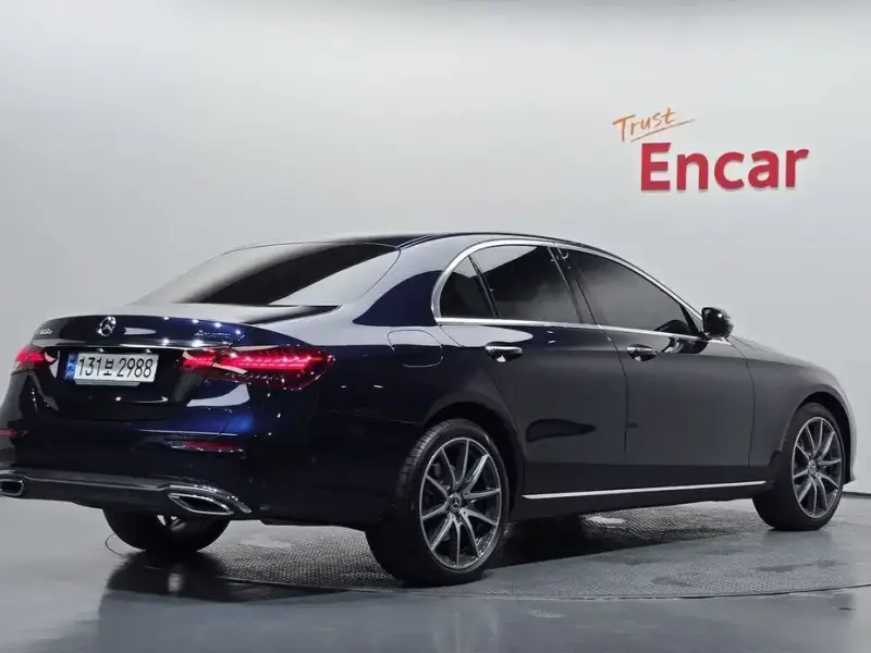 2022 Mercedes-Benz E-Класс с пробегом 56 309 км