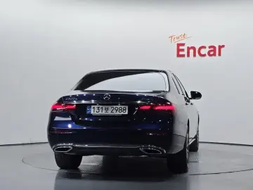 2022 Mercedes-Benz E-Класс с пробегом 56 309 км