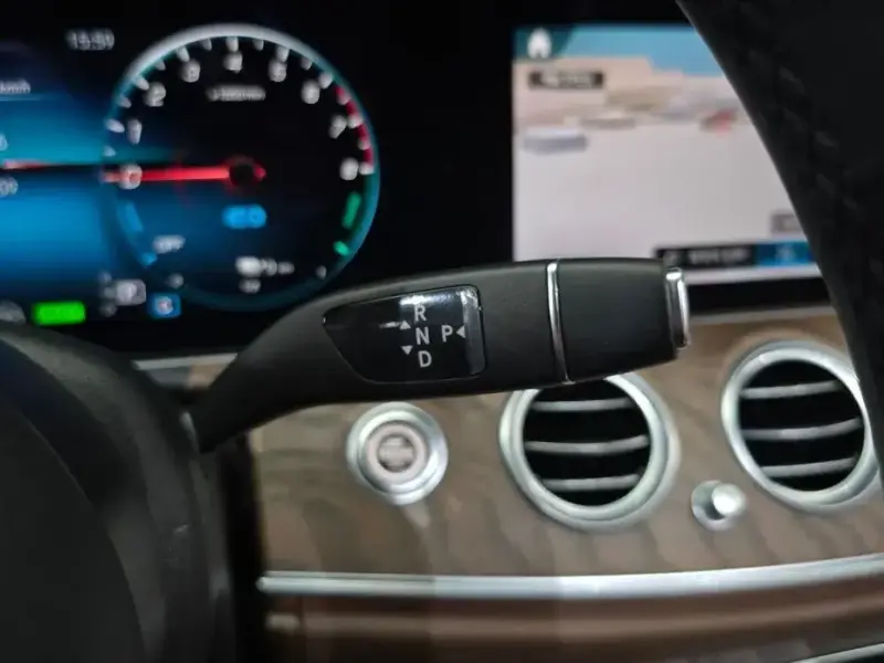 2022 Mercedes-Benz E-Класс с пробегом 56 309 км