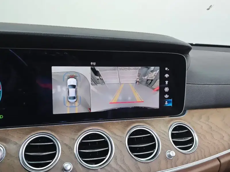 2022 Mercedes-Benz E-Класс с пробегом 56 309 км